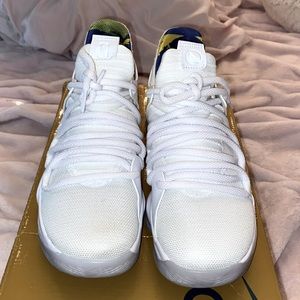 5.5y kevin durant nike zoom grade school